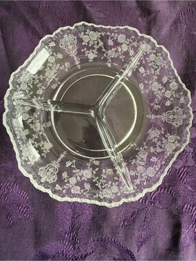 Cambridge ROSE POINT CRYSTAL *6 1/2" SCALLOPED EDGE* 3 PART RELISH* #3500/69*